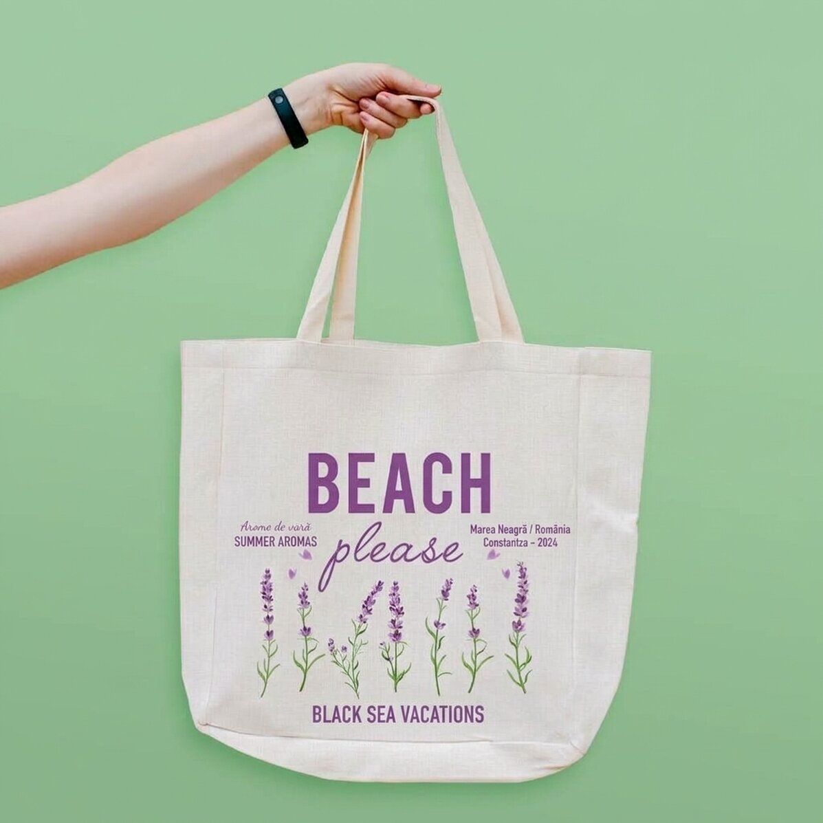 Plážová taška s vlastním textem – model „Beach please“ v barvě levandule