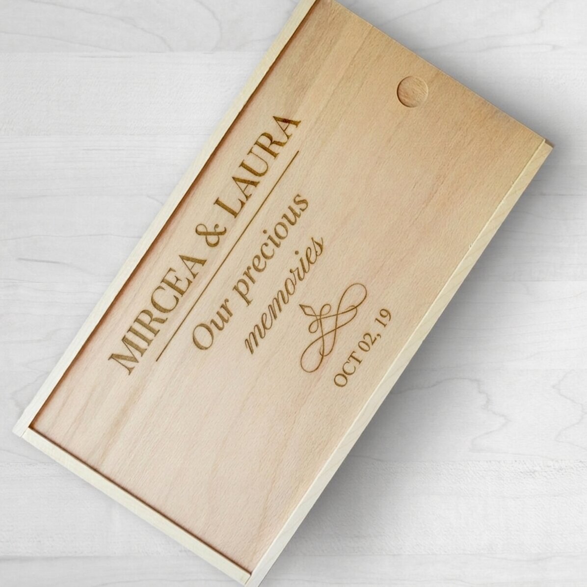 Personalizovaná dřevěná dárková krabička – Memories