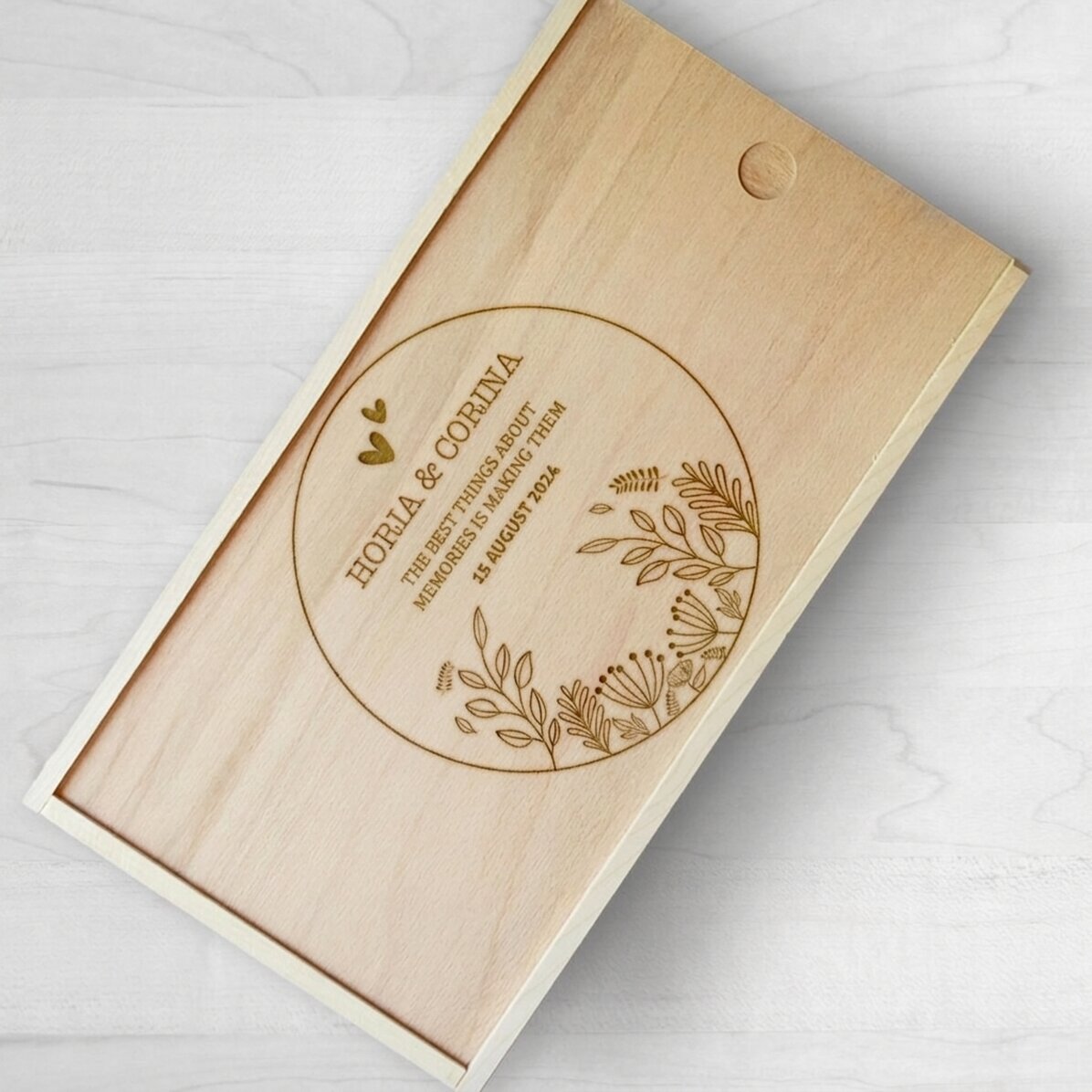 Personalizovaná dřevěná dárková krabička – Golden memories