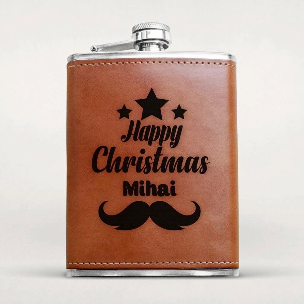 Personalizovaná kapesní sklenička potažená kůží – Happy Christmas