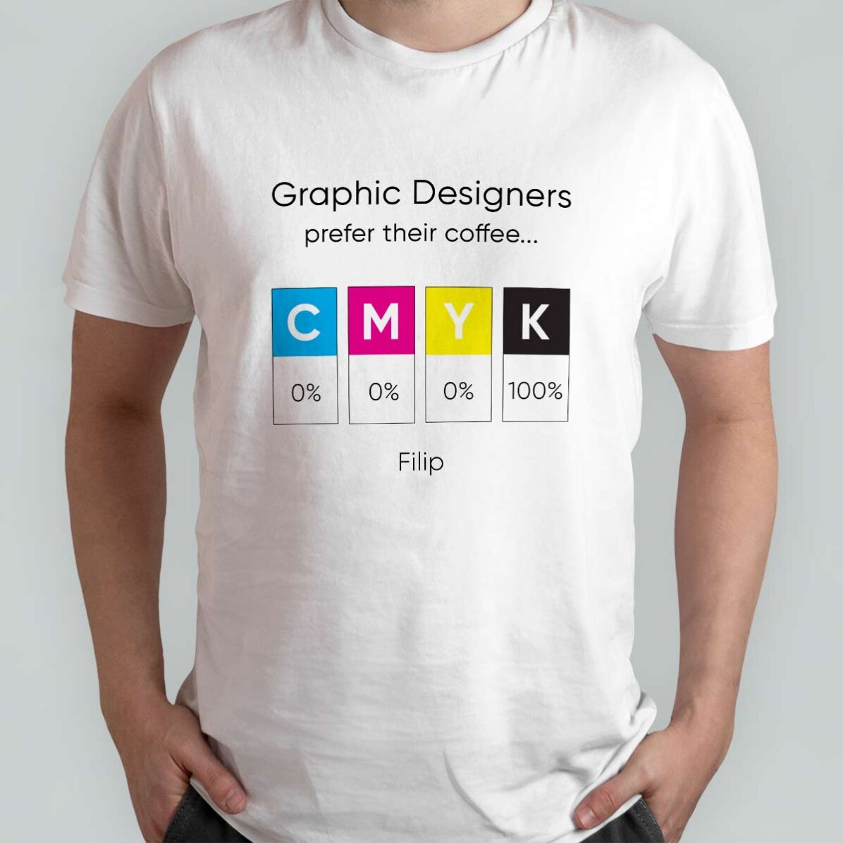 Bavlněné tričko s vlastním nápisem pro grafického designéra