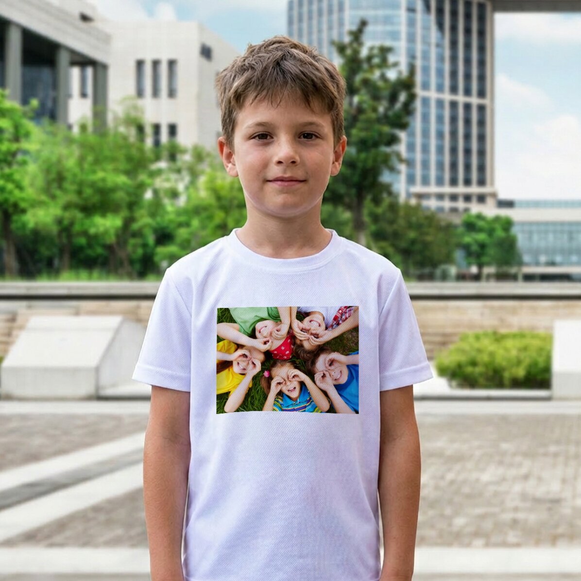 Dětské sportovní tričko s vlastní fotografií v horizontálním formátu